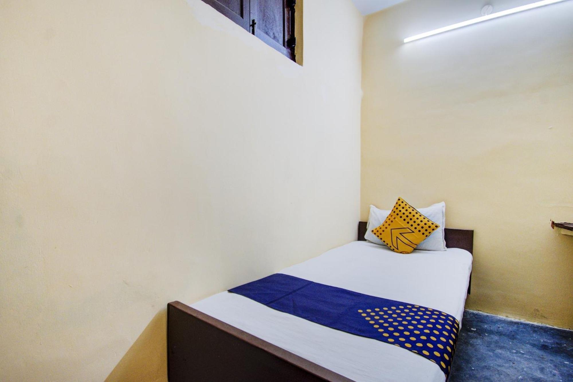 Spot On Dear Hotel Calcutta Calcutta Bara Bazar Esterno foto